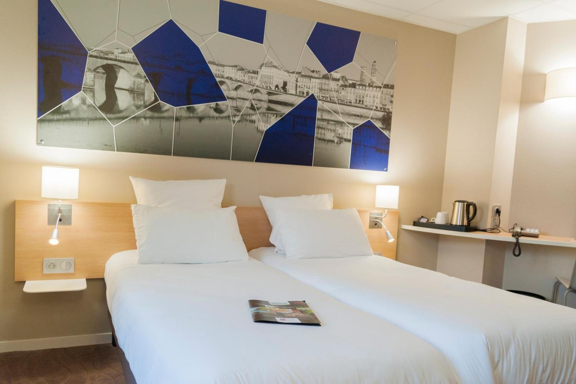 Brit Hotel Macon Centre Gare エクステリア 写真