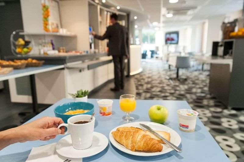 Brit Hotel Macon Centre Gare レストラン 写真